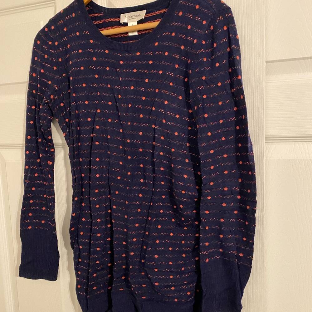 Motherhood navy blue polka dot long sleeve shirt thin sweater